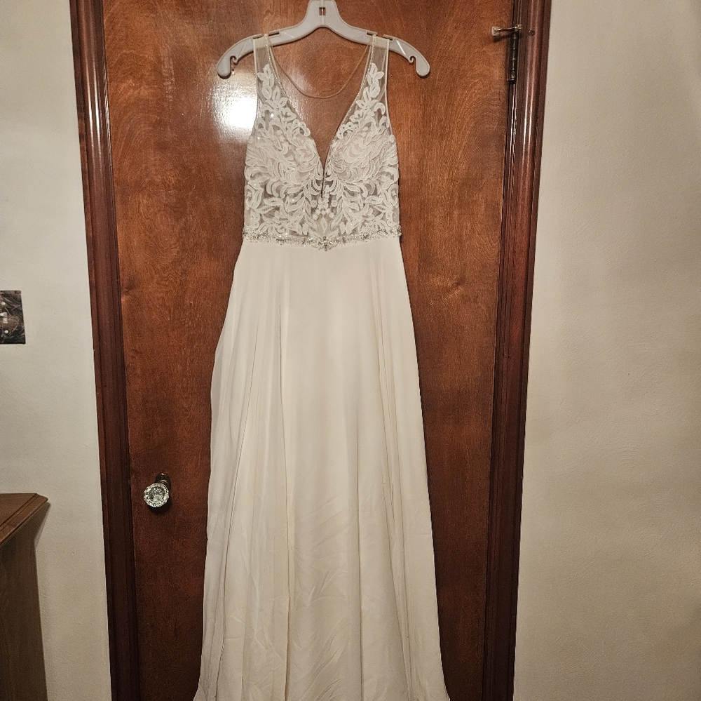 Wedding dress